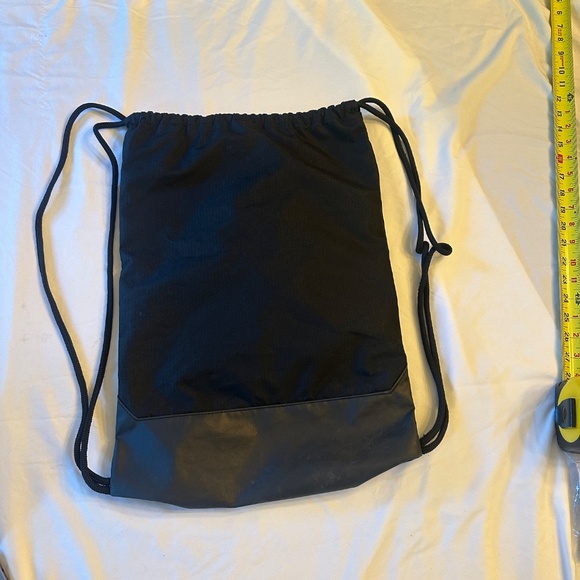 Nike JMU James Madison University Field Hockey Draw String bag Black - Picture 4 of 4